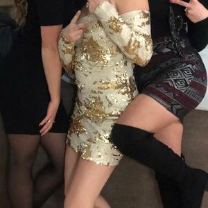 Lulus sparkly dress